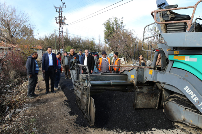 Gömbe’de Sıcak Asfalt Çalışması