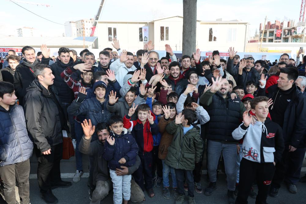 ÇEVRE, ŞEHİRCİLİK VE İKLİM DEĞİŞİKLİĞİ BAKANI MEHMET ÖZHASEKİ: “BİZ SÖZ VERİNCE YAPARIZ”