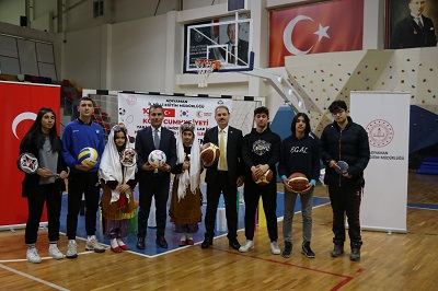 Adıyaman'da 718 okula spor malzemesi desteği 