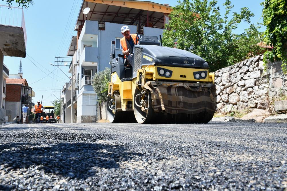 Başkan Yıldız Şirintepe'ye Çıkarma Yaptı