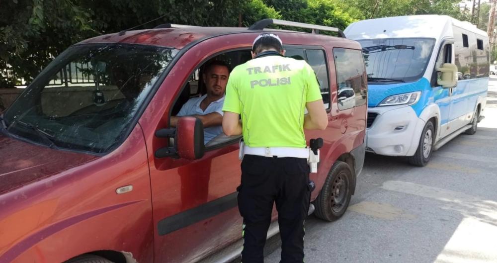 Hakkari'de sürücülere sıkı denetim