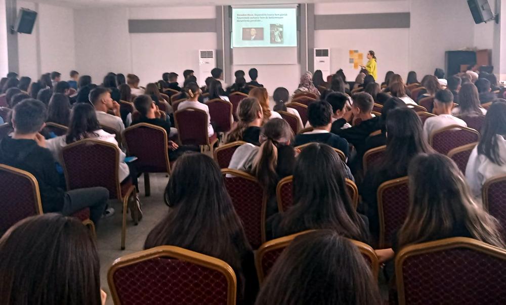 BEYPAZARI’NDA OKULLARDA RUH SAĞLIĞI VE PSİKOLOJİK DAYANIKLILIK EĞİTİMİ BAŞLADI: TÜM ÖĞRENCİLERE ULAŞACAK