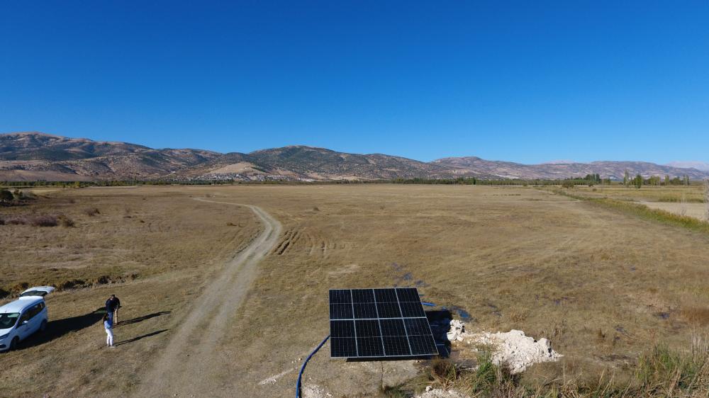 Adıyaman Gölbaşı’nda Güneş Enerjili Sondaj Çalışması ile Hayvancılığa Destek