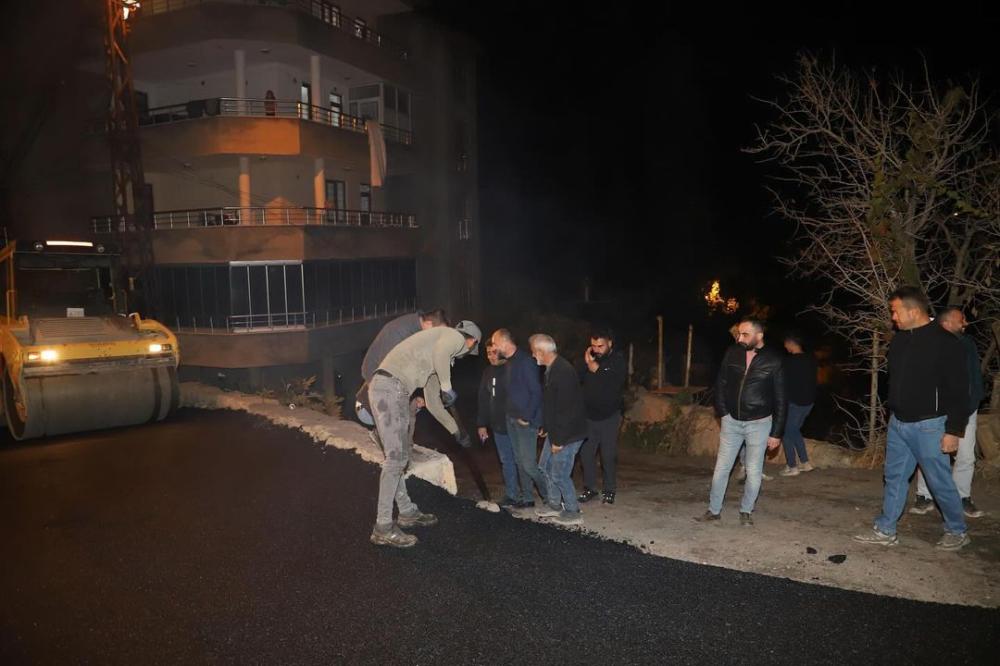 ÇUKURCA’DA MODERNLEŞME ADIMLARI: NİYAZİ ERTEN CADDESİ ASFALTLA YENİLENİYOR