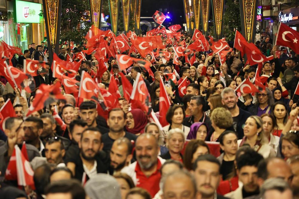 Cumhuriyet Bayramı’nın 101. Yılında Menemen’de Coşkulu Yürüyüş