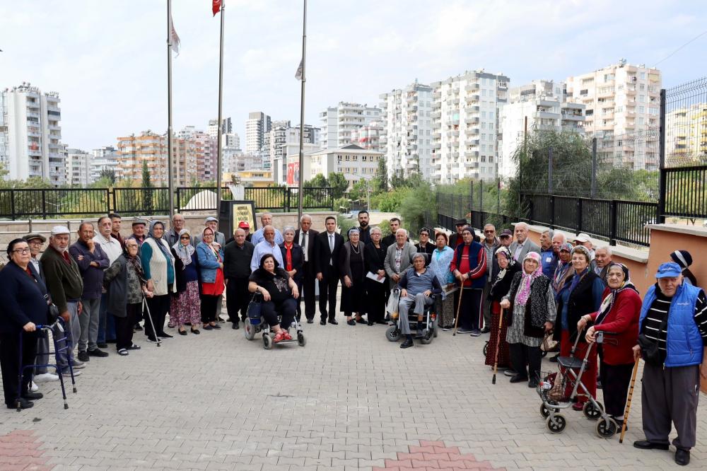 ADANA’DA HUZUREVİNDE ATATÜRK’ÜN 86. ÖLÜM YIL DÖNÜMÜNDE ANLAMLI ANMA TÖRENİ