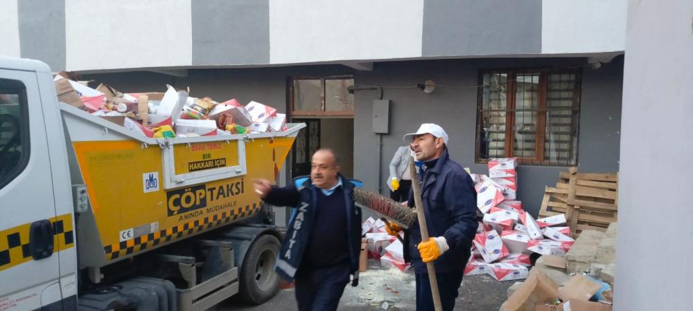 Hakkari’de Tarihi Geçmiş Ürünlere Geçit Yok: Zabıta Ekipleri İmha Etti