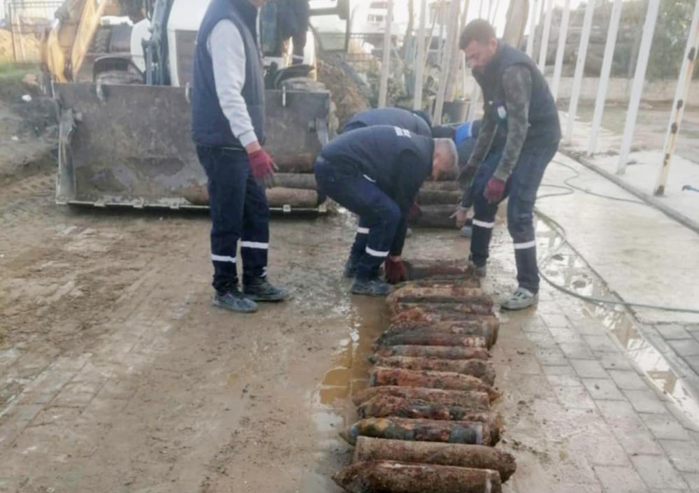 Gelibolu'da Kanalizasyon Çalışmasında 50 Top Mermisi Bulundu