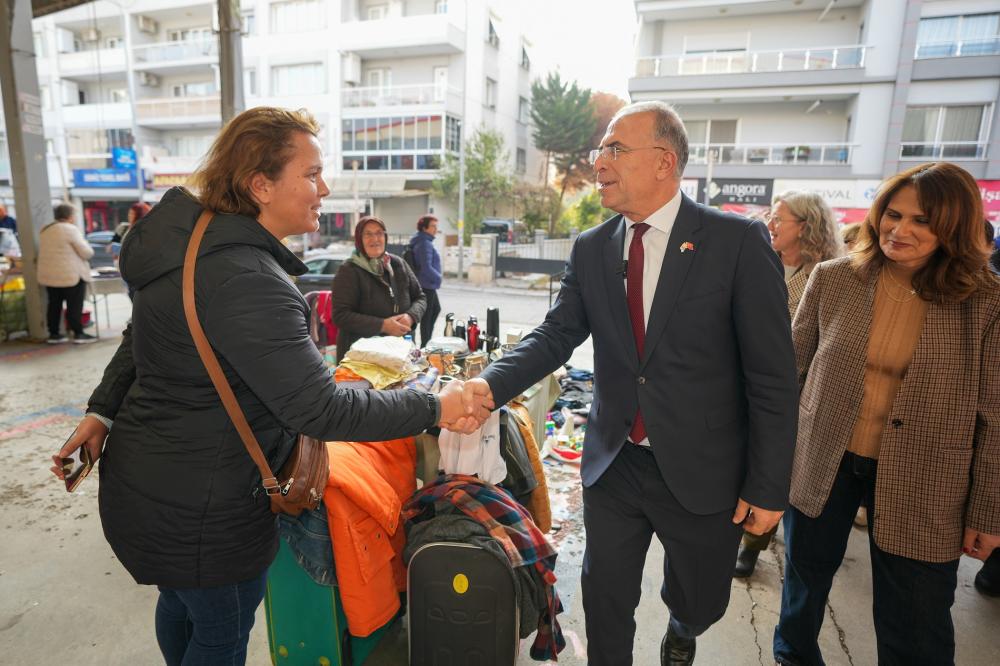 GAZİEMİR BELEDİYESİ’NDEN KADINLARA DESTEK: EL EMEĞİ PAZARI AÇILDI