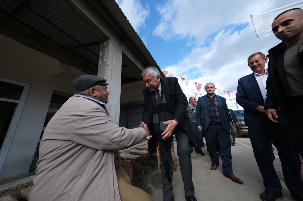 Zeydan Karalar, 7 Bin Emekliye Yeni Yıl Desteği Sağladı