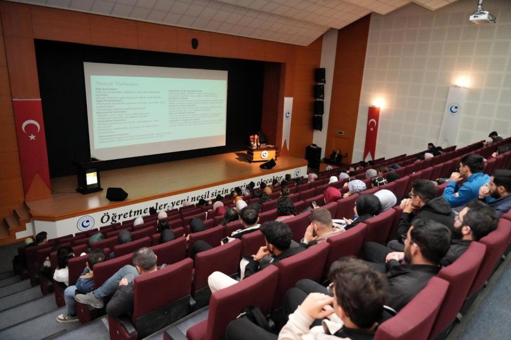 TOPLUM RUH SAĞLIĞI İÇİN ÖNEMLİ BİR ADIM: ADIYAMAN ÜNİVERSİTESİ’NDE FARKINDALIK KONFERANSI