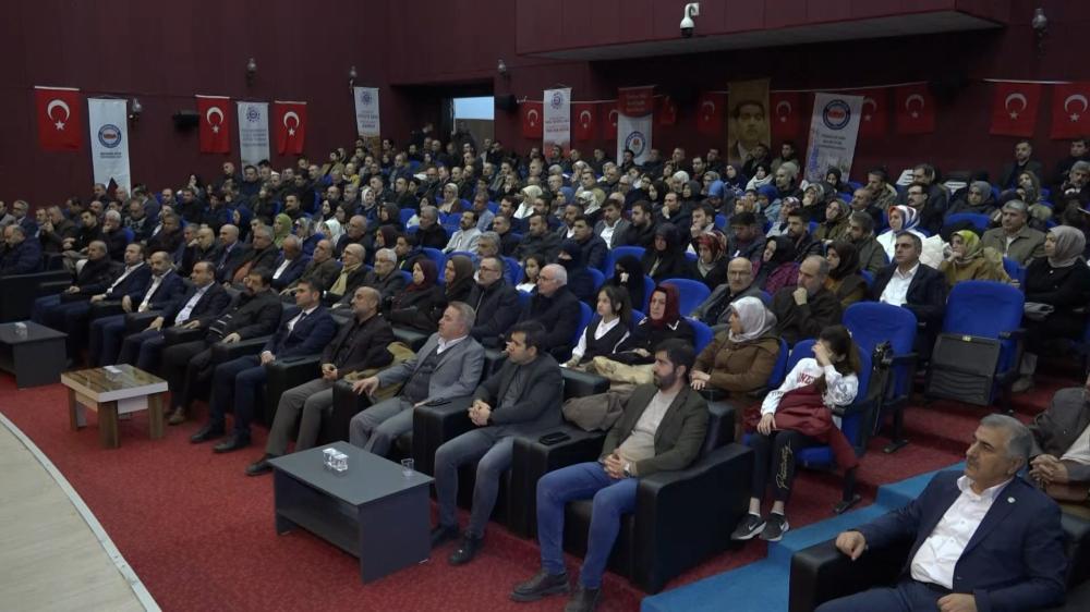 MEMUR-SEN’DEN “GAZZE’DE ÇOCUK OLMAK” TEMALI YARIŞMAYA ANLAMLI ÖDÜL TÖRENİ