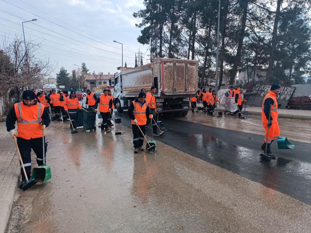 ADIYAMAN BELEDİYESİ’NDEN “DAHA TEMİZ BİR ADIYAMAN” İÇİN YENİ TEMİZLİK SEFERBERLİĞİ