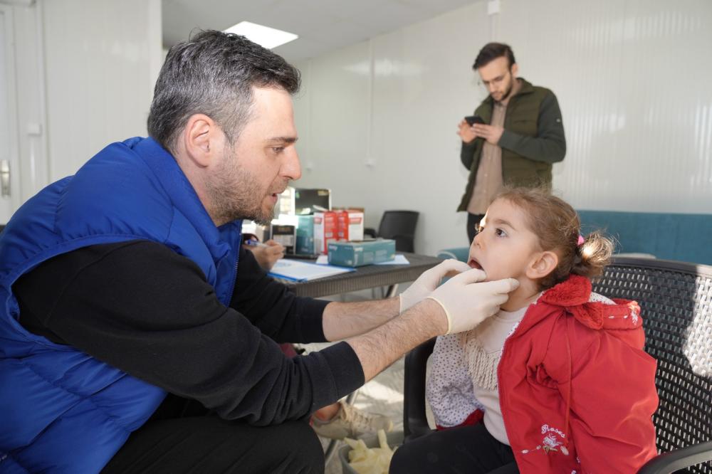 Adıyaman Üniversitesi’nden Konteyner Kentlerde Diş Sağlığı Hamlesi