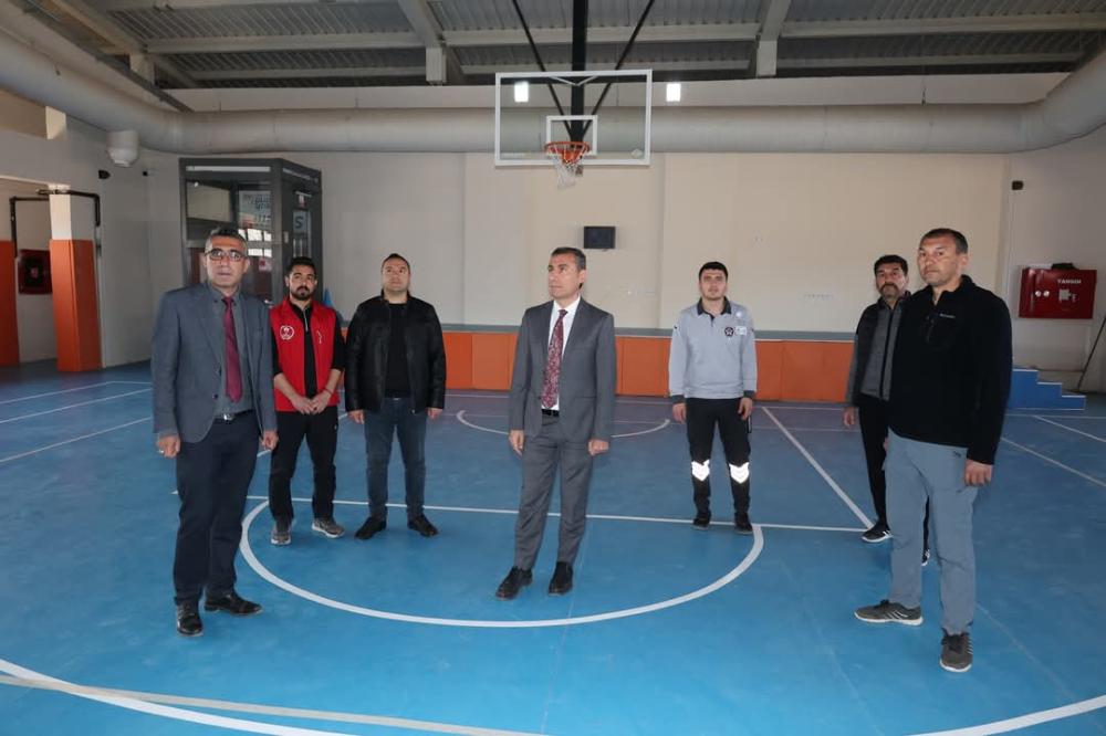 Adıyaman Gençlik ve Spor İl Müdürü Gölbaşı’nda Yatırımları İnceledi