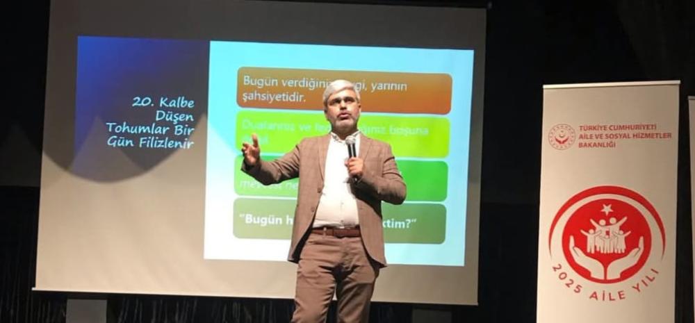 Dijital Çağda Çocuk Yetiştirmek: Tehlikeler ve Fırsatlar Arasında Bilinçli Rehberlik