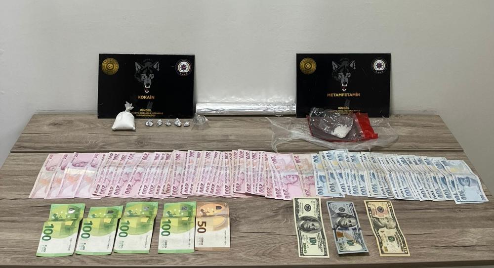 BİNGÖL POLİSİ'NDEN NARKOTİK OPERASYONU: UYUŞTURUCU TİCARETİNE AĞIR DARBE