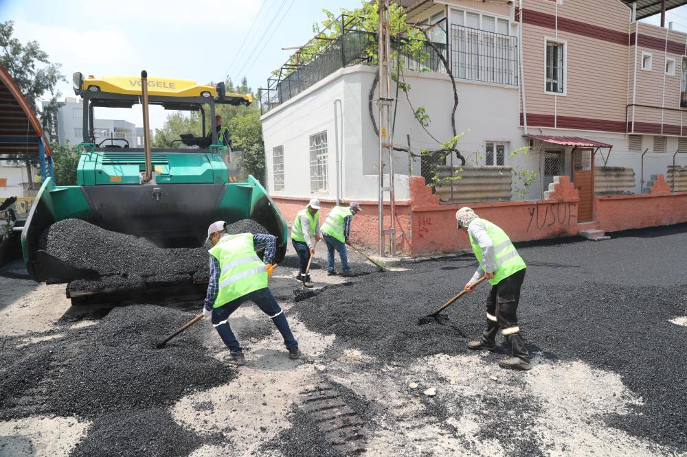 Yüreğir Belediyesi'nden Bir Yılda Rekor Asfalt Çalışması