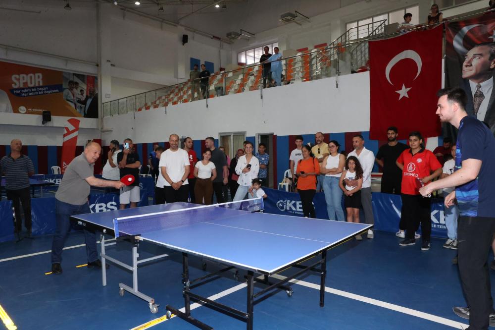 Yüreğir'de 19 Mayıs Coşkusu Spor Turnuvasıyla Taçlandı