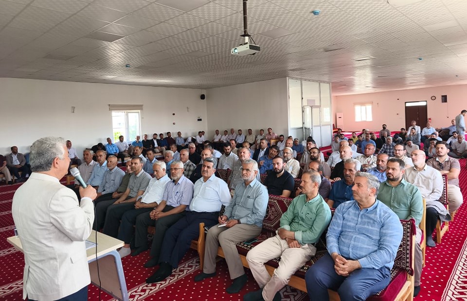 ADIYAMAN İL MÜFTÜSÜ DR. MEVLÜT HALİLOĞLU, YAZ KUR’AN KURSLARI SEMİNERİNDE DİN GÖREVLİLERİYLE BULUŞTU