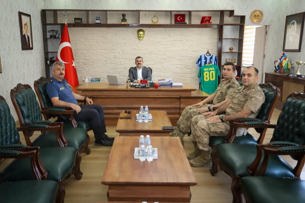 ÇUKURCA’DA ASAYİŞ VE GÜVENLİK TOPLANTISI GERÇEKLEŞTİRİLDİ