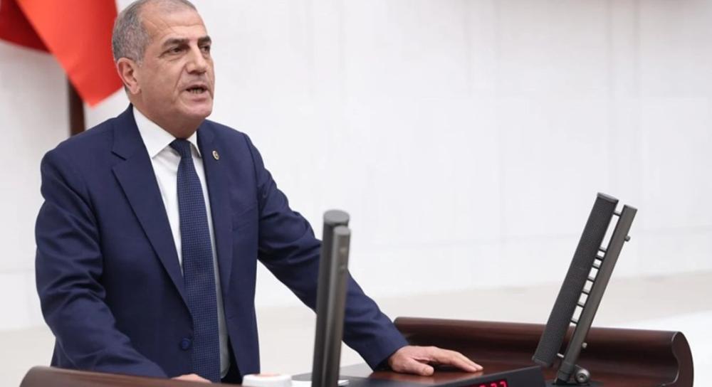 Hüsmen Kırkpınar’dan Diyanet’e Sert Eleştiri: “Dindar Nesil Derken Ateist Nesil Yetiştirdiniz”