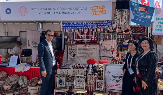 ÇUKURCA HALK EĞİTİMİ MERKEZİ, HAYAT BOYU ÖĞRENME FESTİVALİ\'NDE YERİNİ ALDI