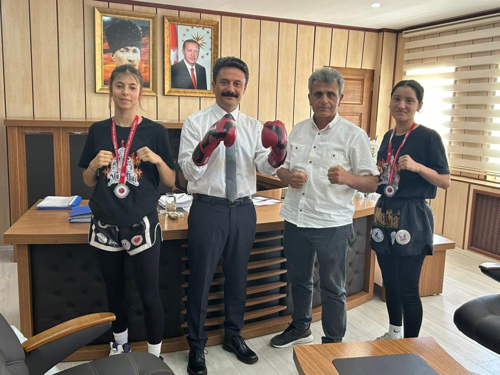 Şampiyon Sporculardan Kaymakam Aslan’a Anlamlı Ziyaret