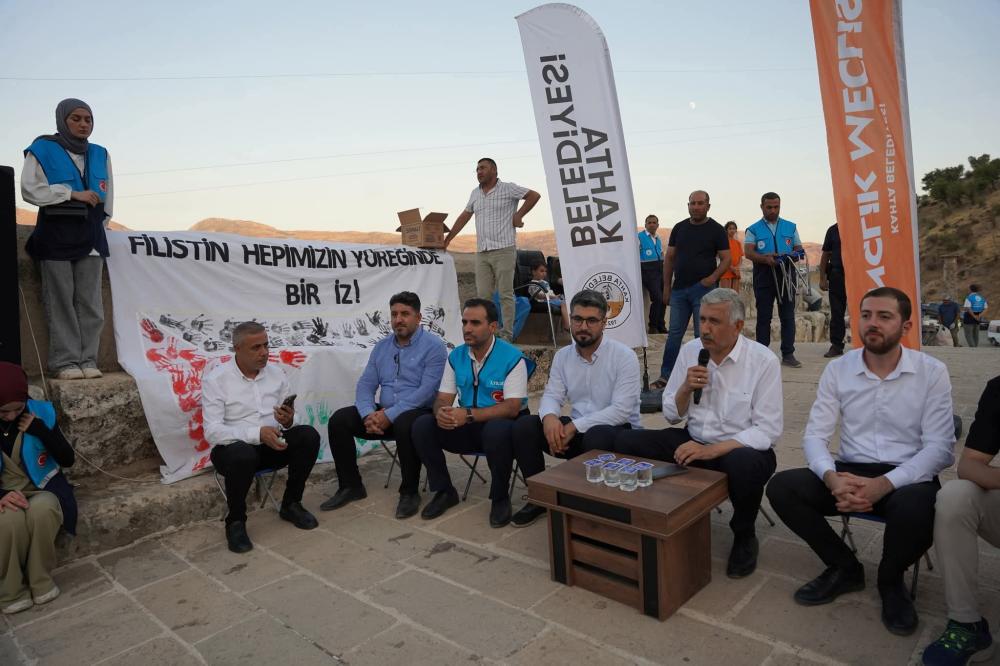 Başkan Hallaç, Cendere Köprüsü’nde Gençlerle Geleceği Konuştu