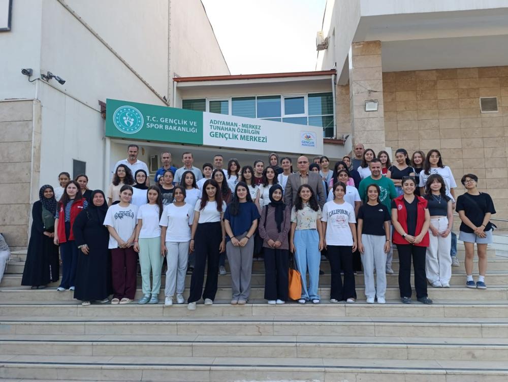 Adıyamanlı Gençler Yaz Kamplarına Uğurlandı