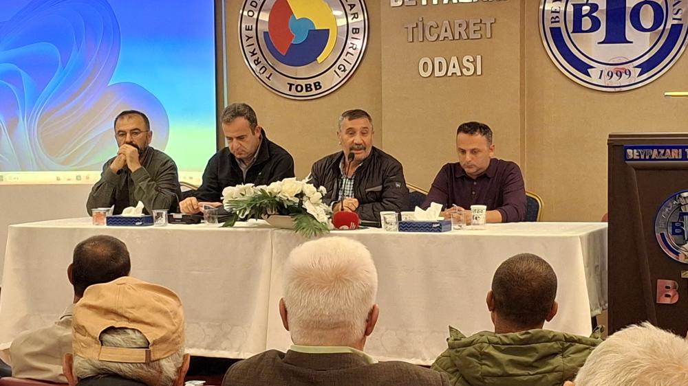Beypazarı İlçesinde İl Tarım Orman müdürlüğü tarafından Çiftçi Bilgilendirme toplantısı düzenlendi: