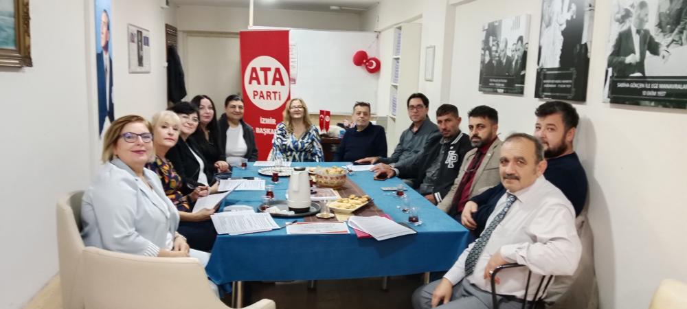 ATA PARTİ İZMİR\'DE BAYRAK DEĞİŞİMİ