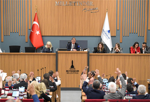 TUGAY: İZMİR\'İN HAKKINI SAVUNMAYA DEVAM EDECEĞİZ
