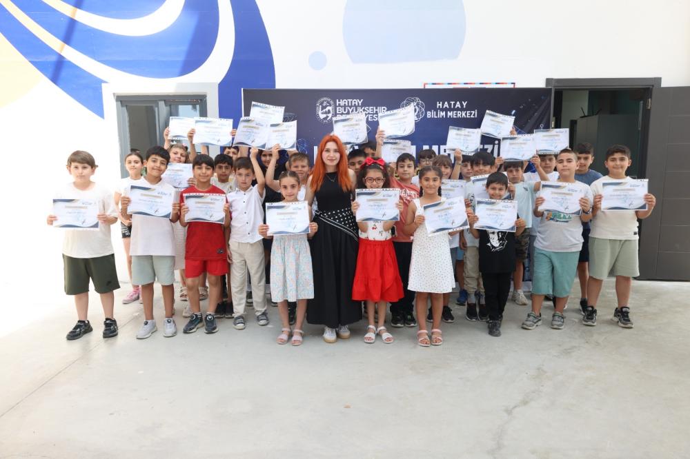 HBB, BİLİM MERKEZİ İLK MEZUNLARINI VERDİ