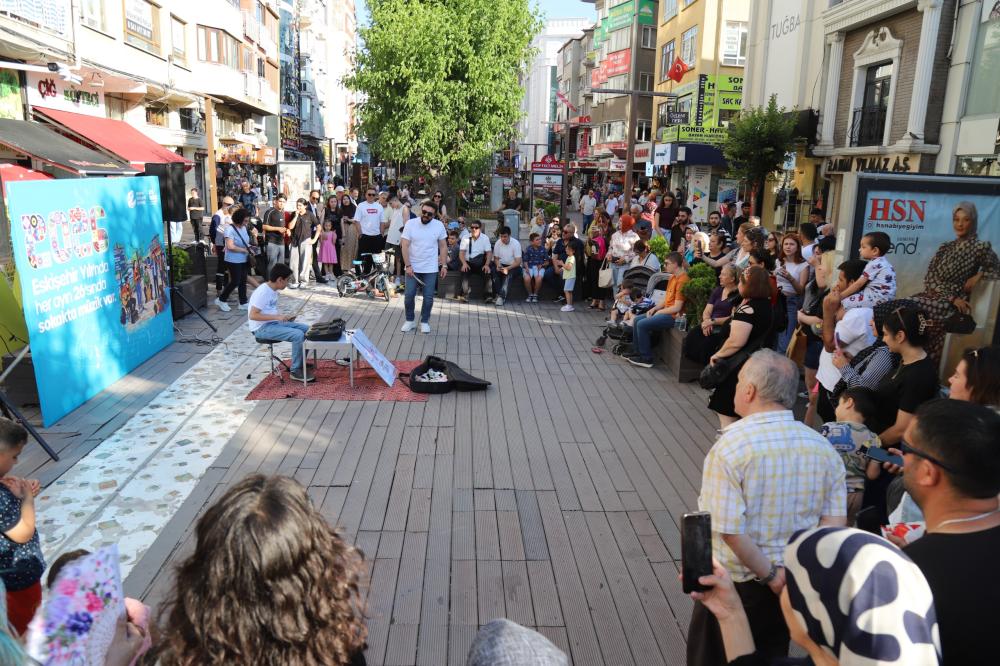 26’SINDA MÜZİK, ALIŞVERİŞ VE DAYANIŞMA   BİR ARADA