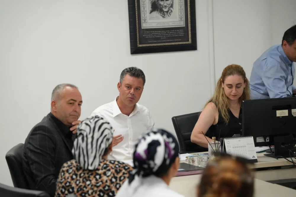 Çorlu Belediyesi, Patlamadan Etkilenen Adalet Apartmanı Sakinlerinin Yanında