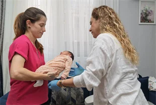 Anneye yalnız değilsin, bebeğe hoş geldin desteği
