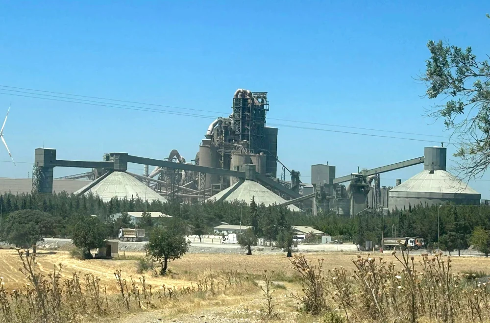 AKÇANSA'NIN KAPASİTE ARTIŞINA YARGI FRENİ