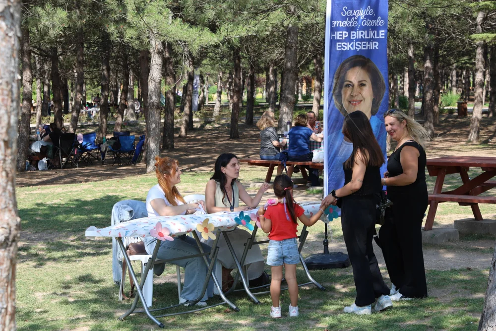 DOĞADA EBEVEYN ÇOCUK BULUŞMALARI RENKLİ ANLARA SAHNE OLDU