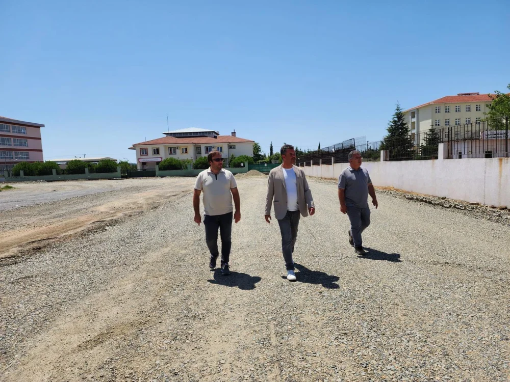 Okullar Bölgesinde Yol Çalışmaları Başladı