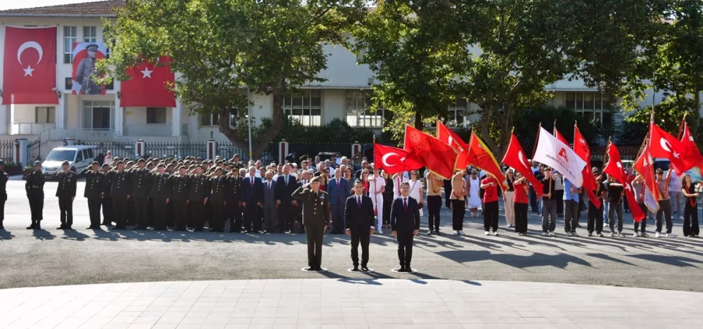 ATATÜRK’ÜN GELİBOLU’YA GELİŞİNİN 98. YILI TÖRENLE ANILDI
