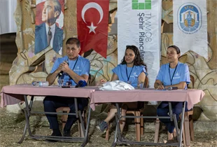 Başkan Tugay geleceğin şehir plancılarıyla buluştu