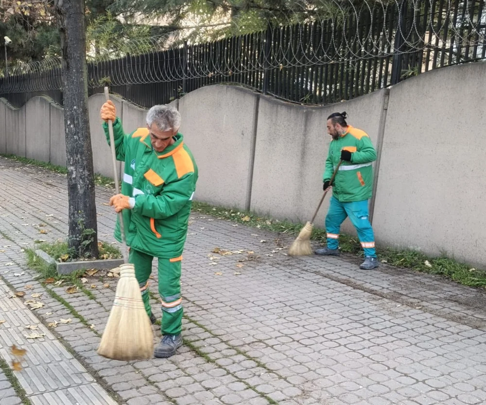 Osmangazi’de Temizlik Çalışmaları Aralıksız Sürüyor