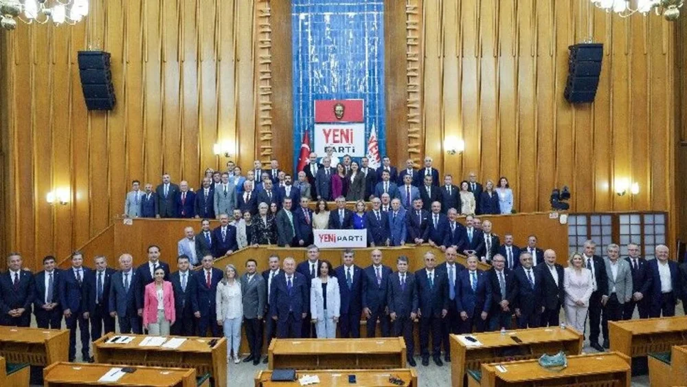 YENİ Parti, yeni yasama yılı öncesi çalışma toplantısı düzenledi
