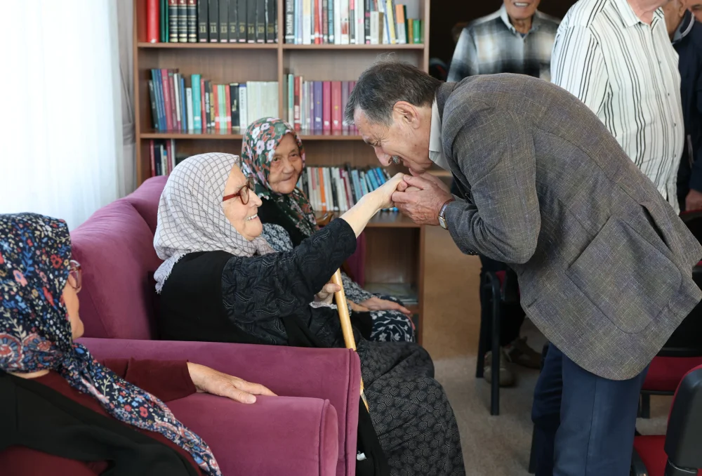 BAŞKAN ATAÇ “HERKES İÇİN EŞİT, ERİŞİLEBİLİR VE İNSANA YAKIŞIR HİZMET ÜRETİYORUZ”