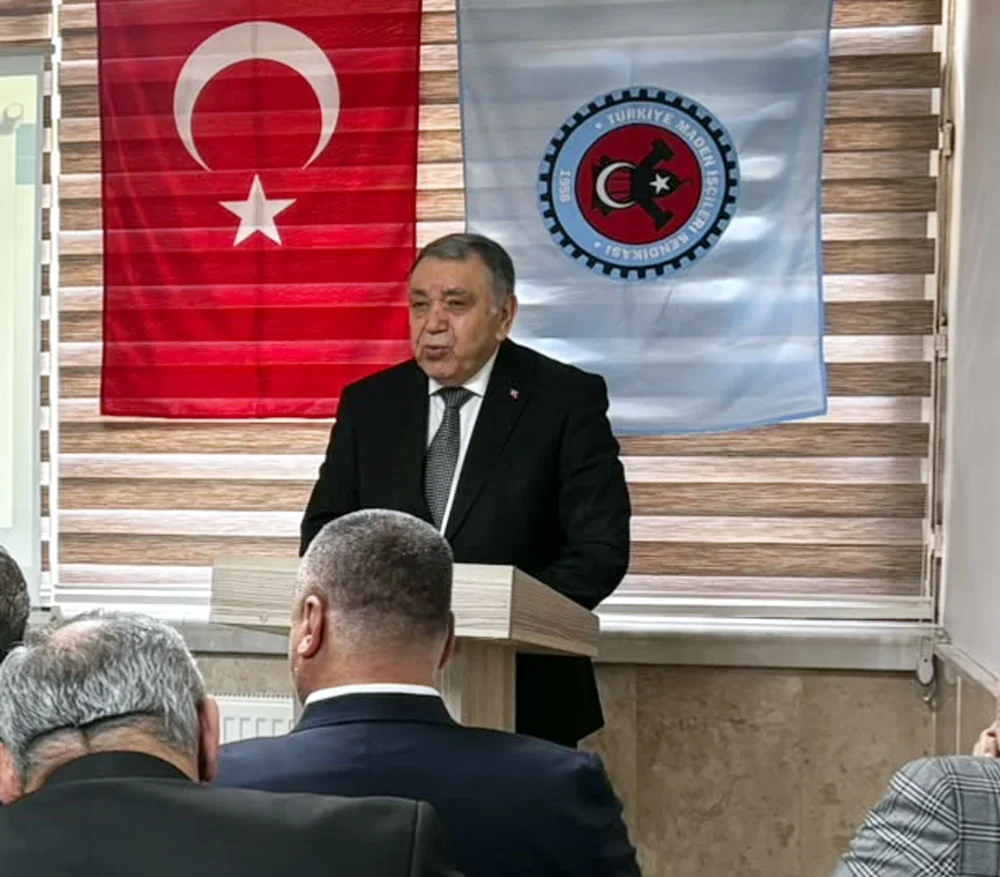 TÜRKİYE MADEN İŞ’TE YÖNETİCİ VE TEMSİLCİ EĞİTİM SEMİNERİ BAŞLADI