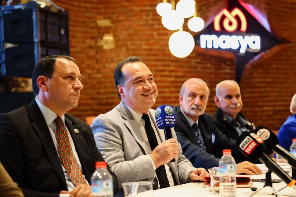 BAŞKAN DUTLULU, MANİSA DOSTLAR MECLİSİ’NDE VATANDAŞLARLA BULUŞTU