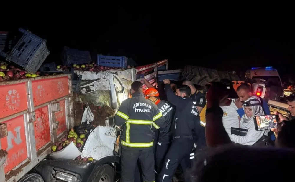 KAHTA-ADIYAMAN YOLUNDA FECİ KAZA: 1 ÖLÜ, 2 YARALI