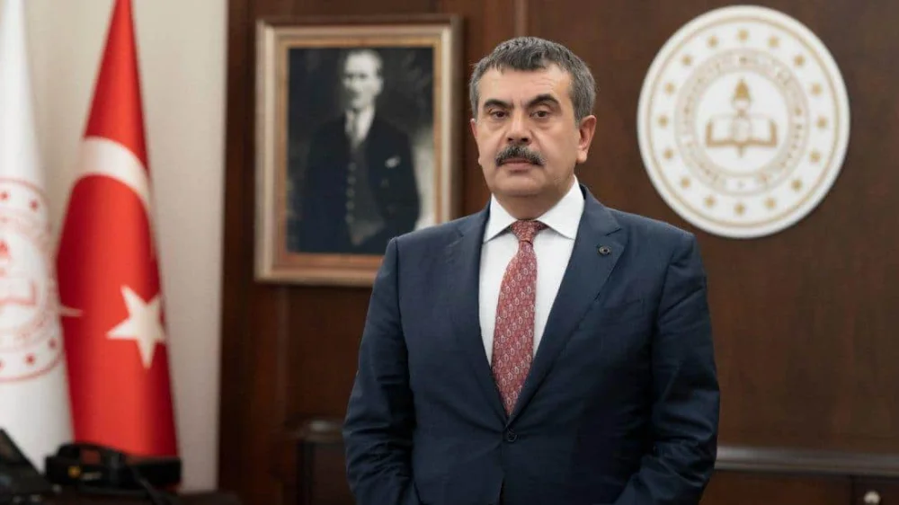 Yusuf Tekin: 'Medya anlamsız büyüttü'